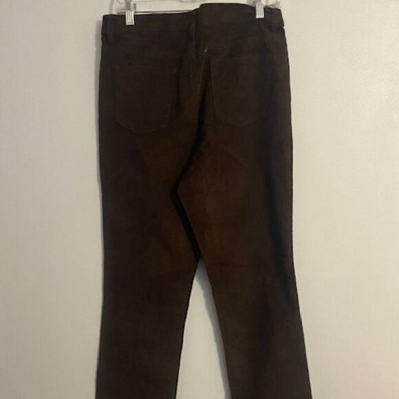 St John's Bay Brown Comfort Waist Straight Corduroy pants, size 12 - Picture 2 of 4